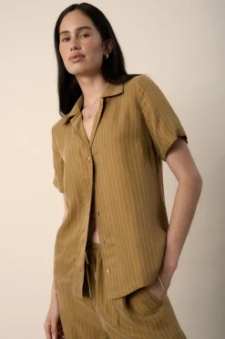 Amy Short Sleeve Shirt