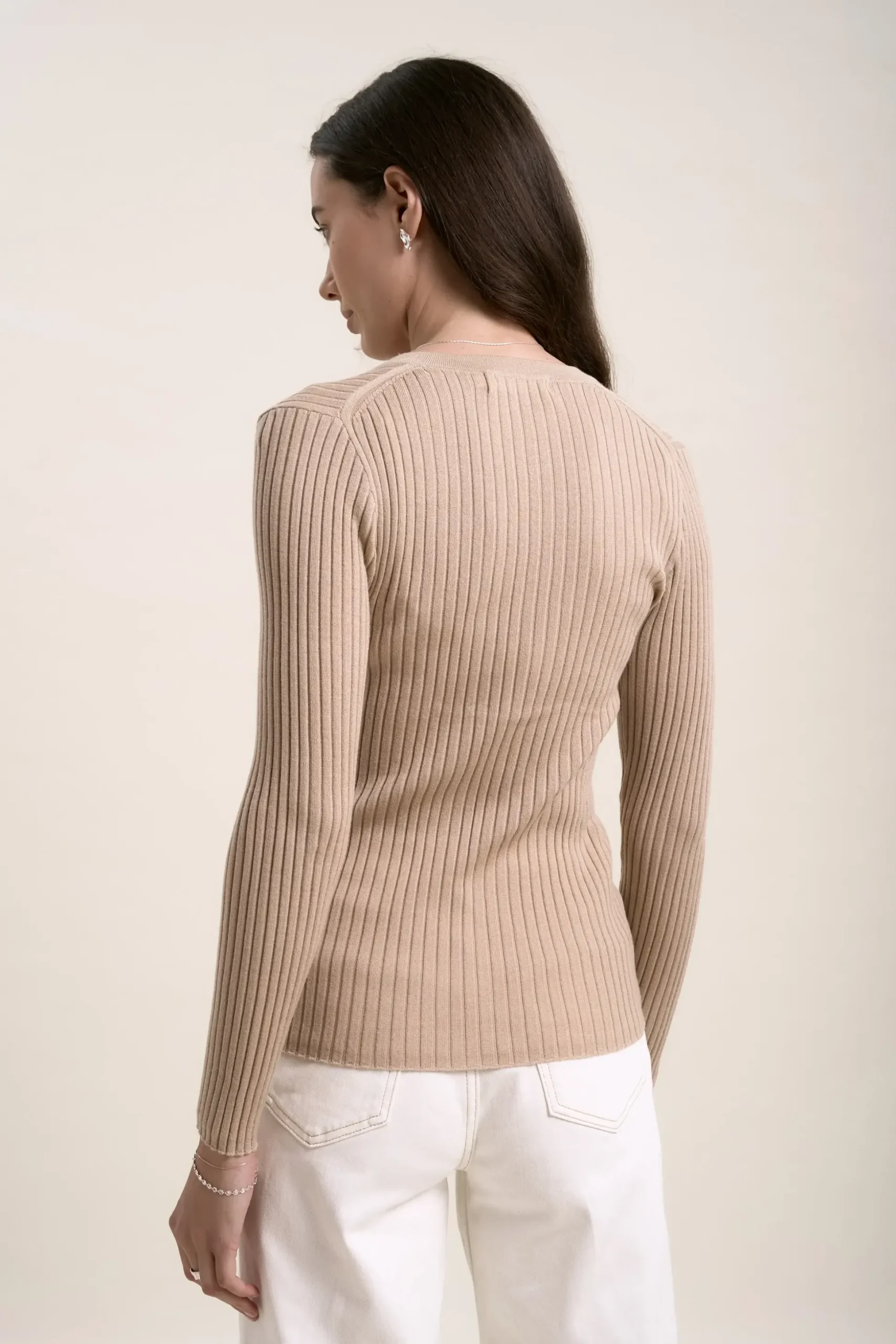 Atlas ZQ Merino V Neck Top