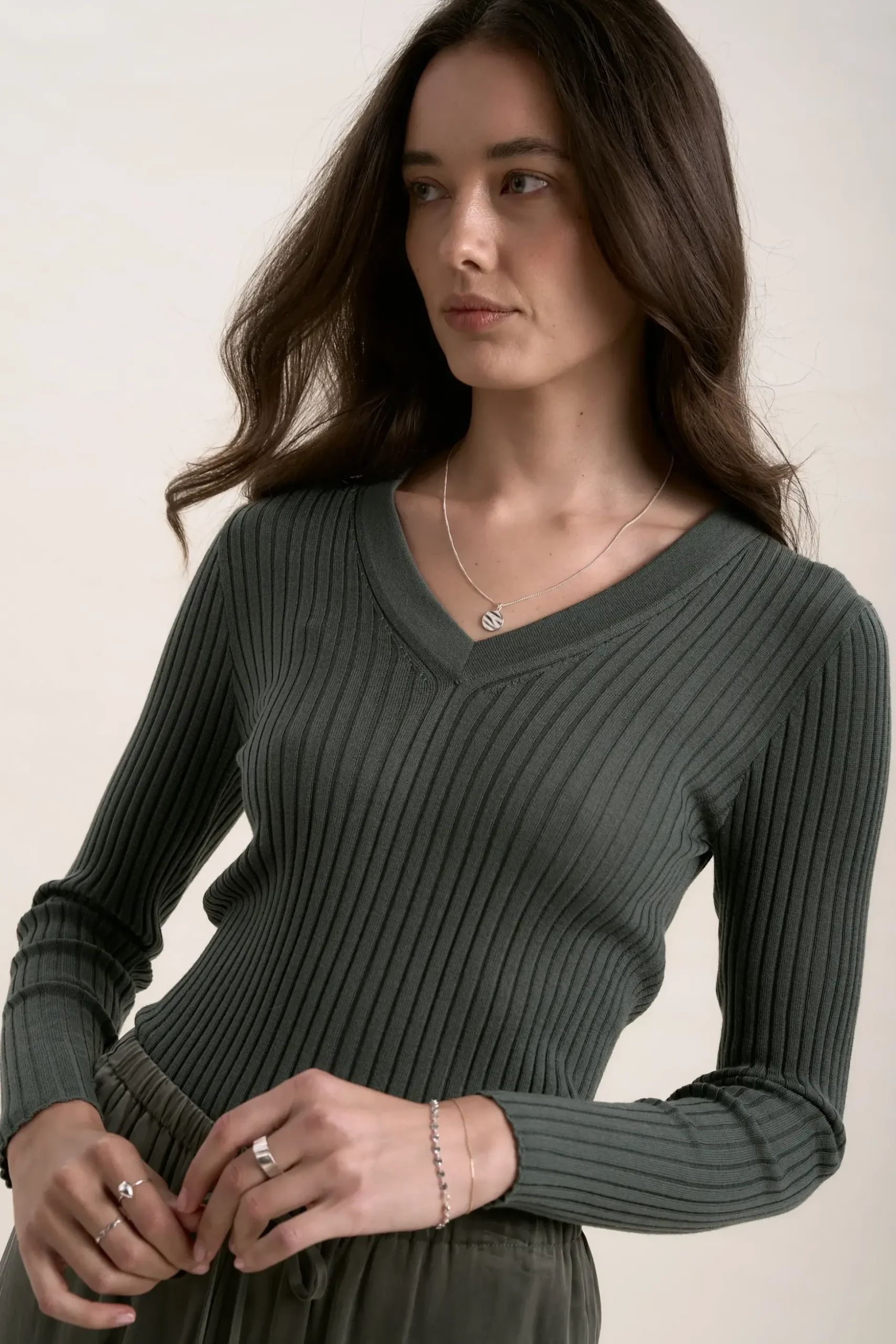 Atlas ZQ Merino V Neck Top