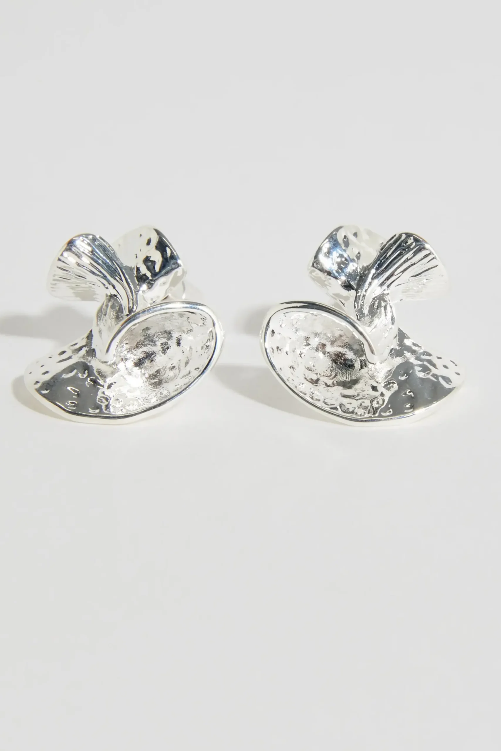 Bela Sonder Monroe Earrings