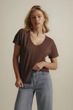 Elementary Esther Hemp Blend V Neck Tee