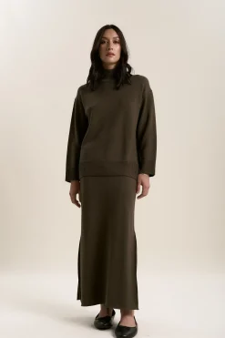 Elementary Knitted Funnel Neck
