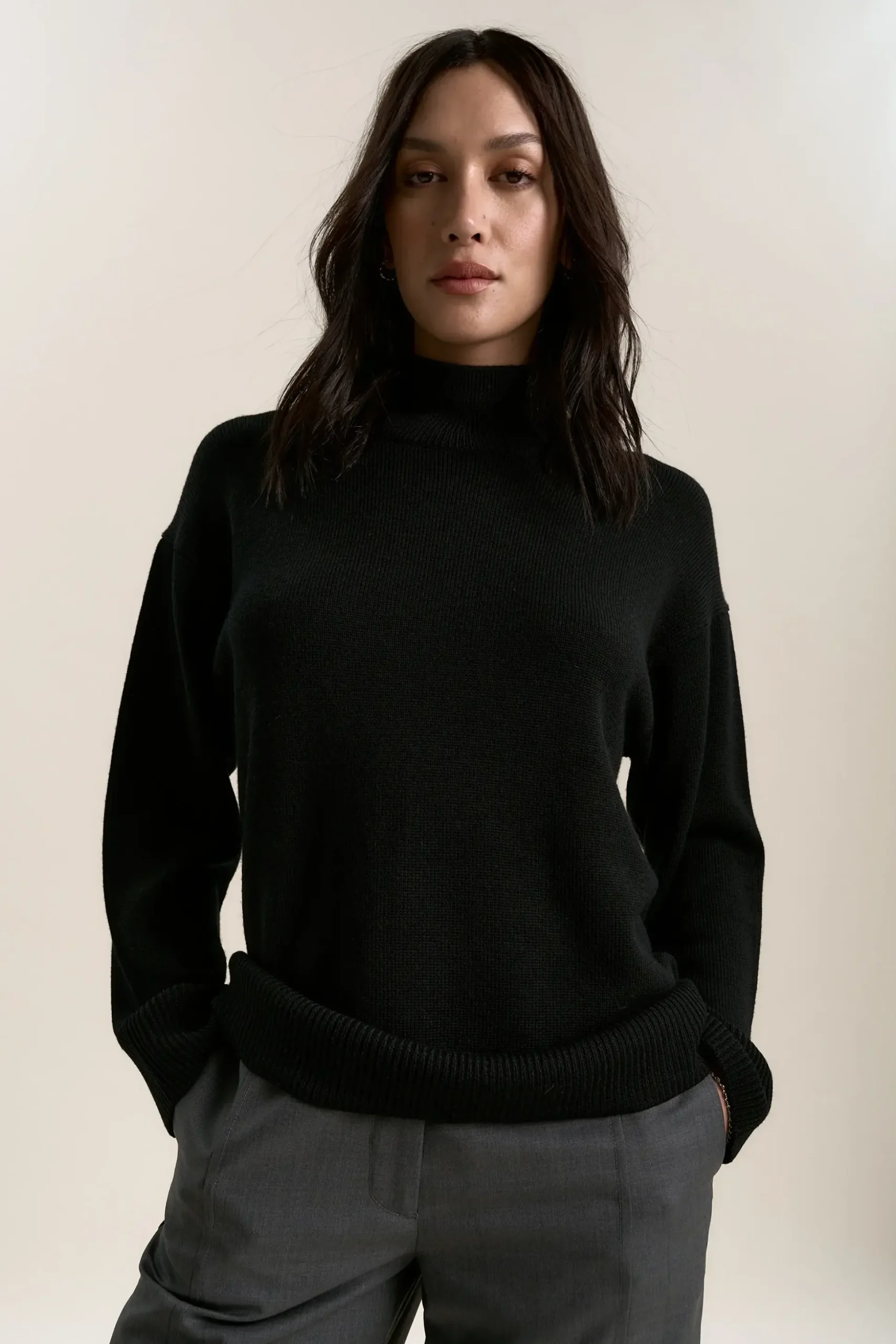 Elementary Knitted Funnel Neck