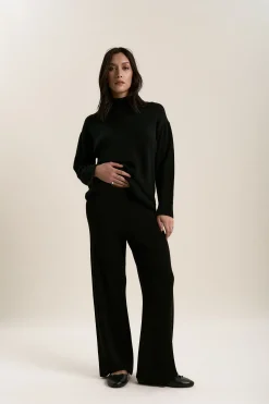 Elementary Knitted Funnel Neck