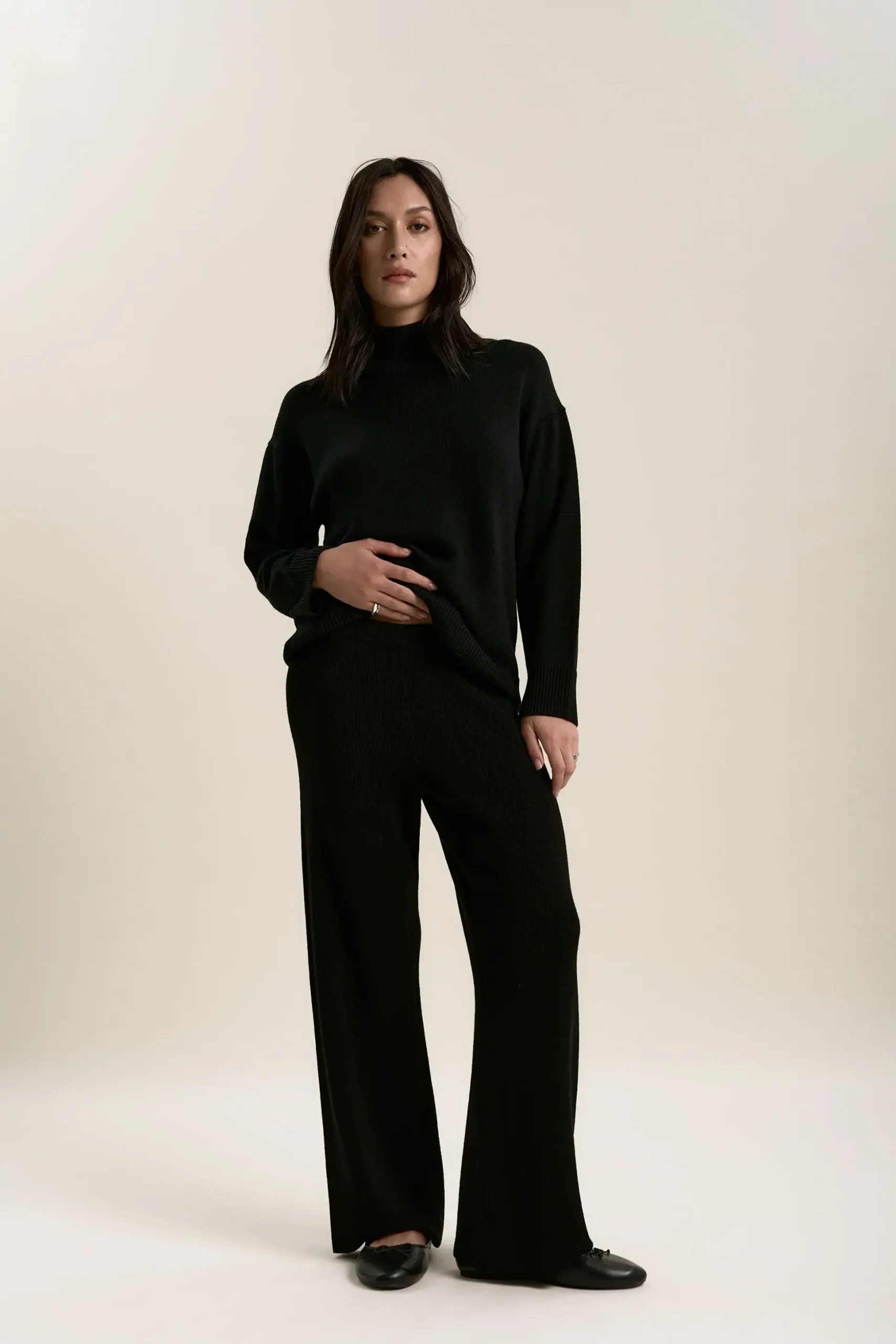 Elementary Knitted Funnel Neck
