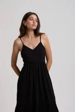 Elementary Mai Tai Jersey Knit Tiered Dress