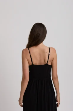 Elementary Mai Tai Jersey Knit Tiered Dress