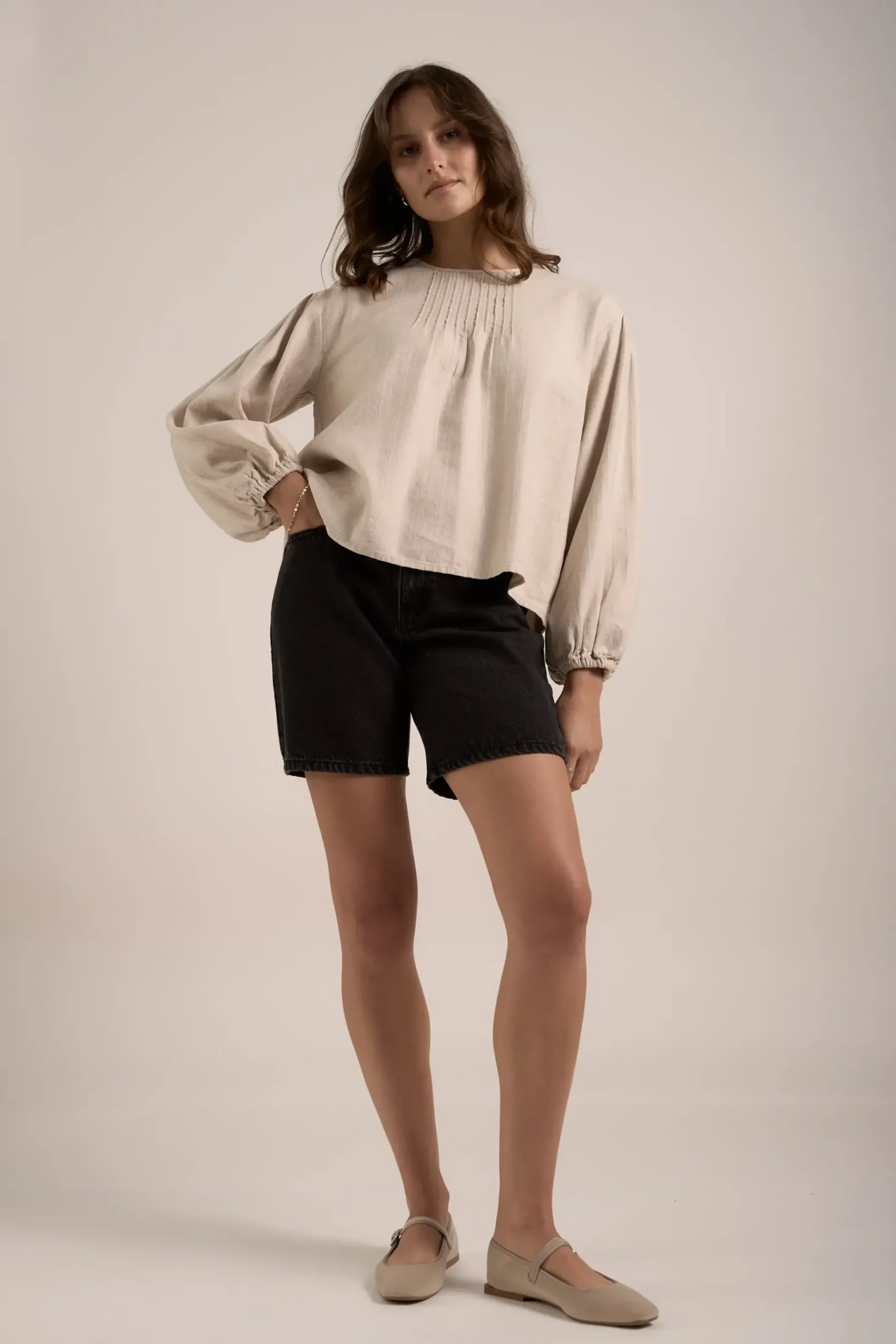 Elementary Pleated Linen Top