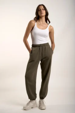 Elementary Social Club Classic Trackpant