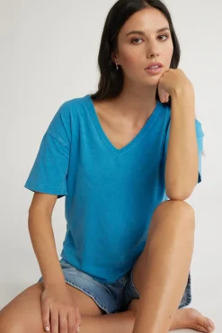 Finley Organic Cotton V Neck Tee