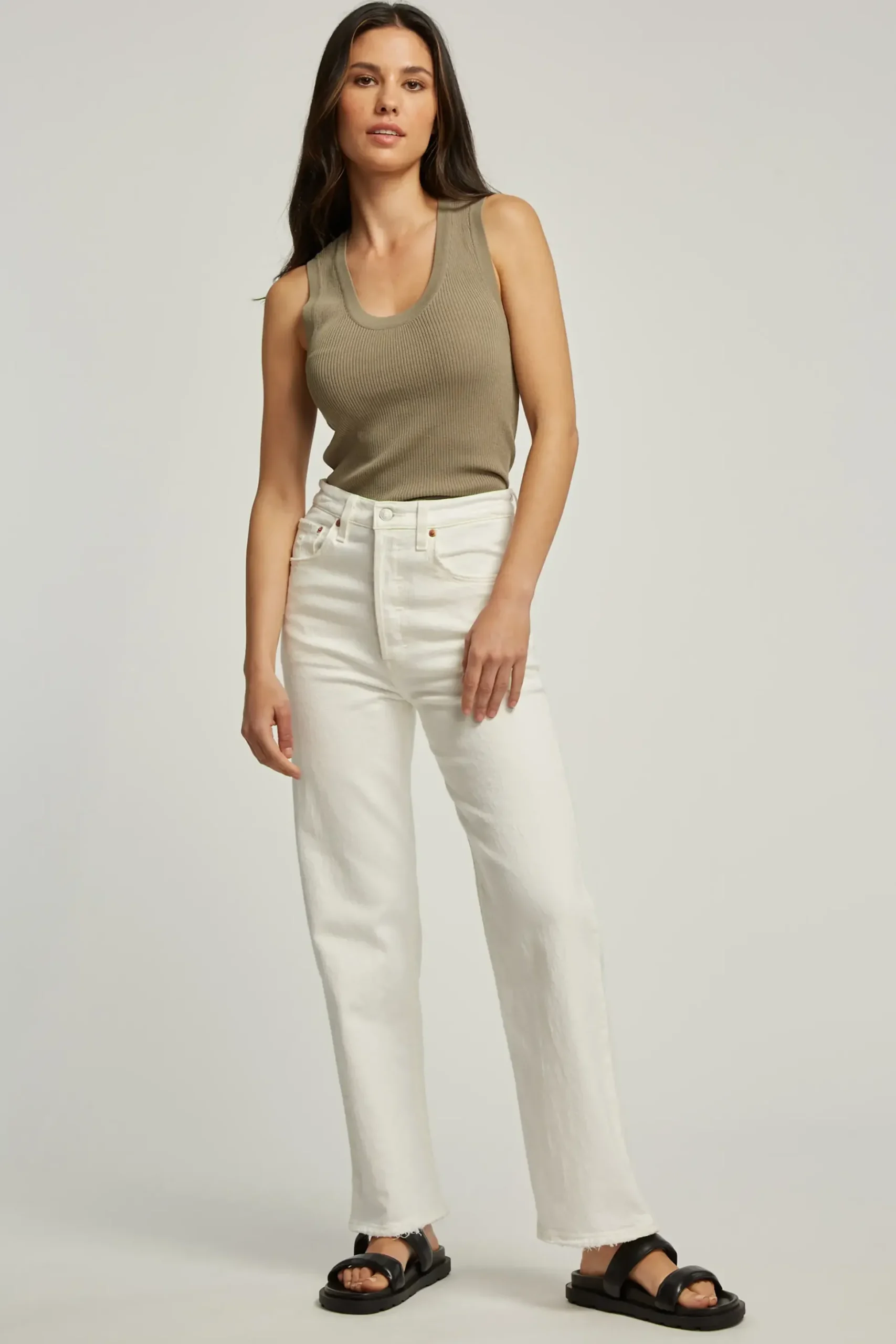 Levi's Ribcage Straight Ankle Jeans