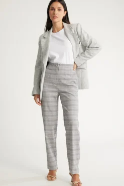 Nyla Tapered Leg Pant