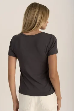 Riley SS V Neck Tee
