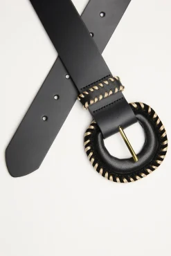 The Contrast Stitch Belt