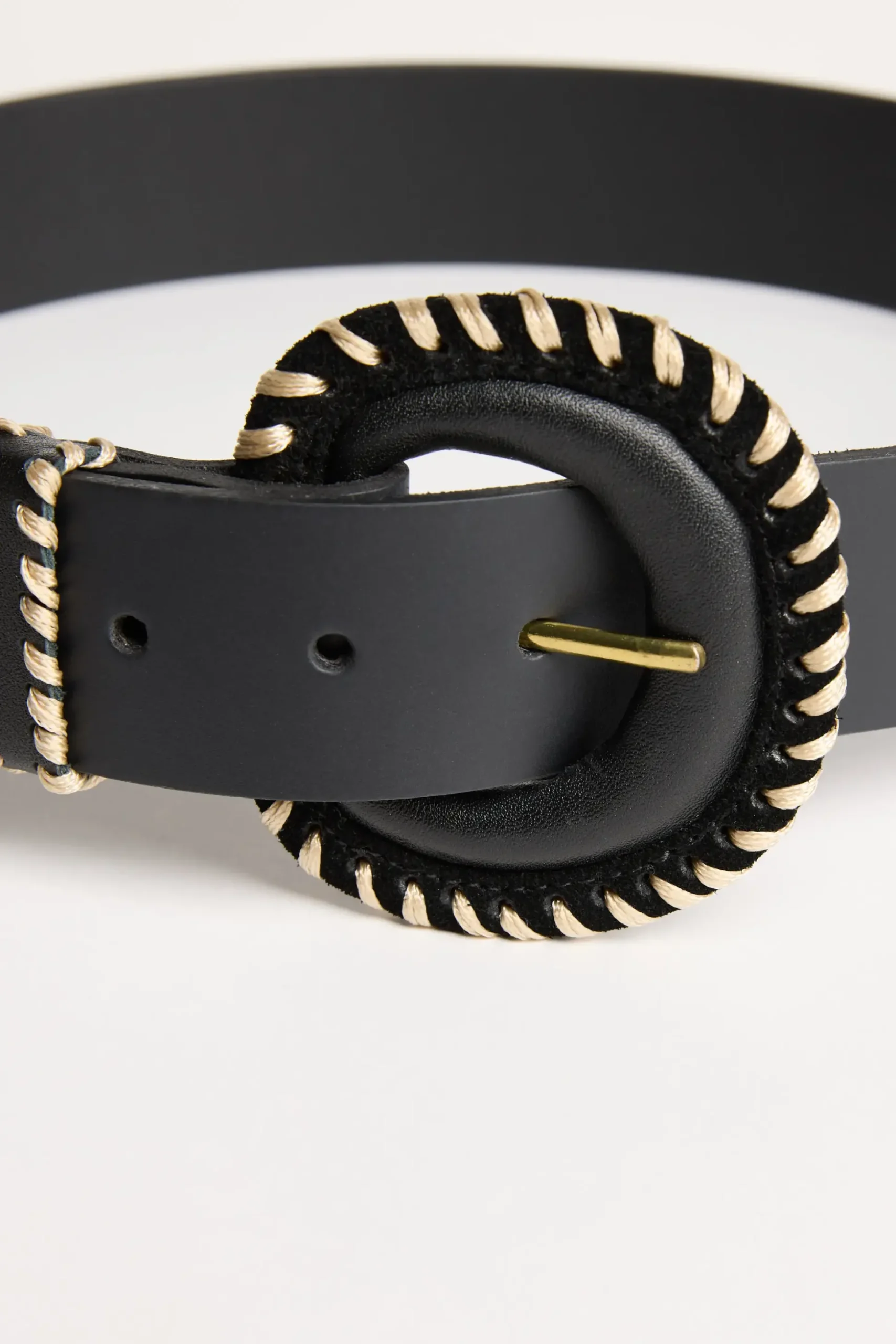 The Contrast Stitch Belt
