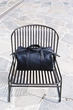 The Horse Aries Duffle Bag in Black