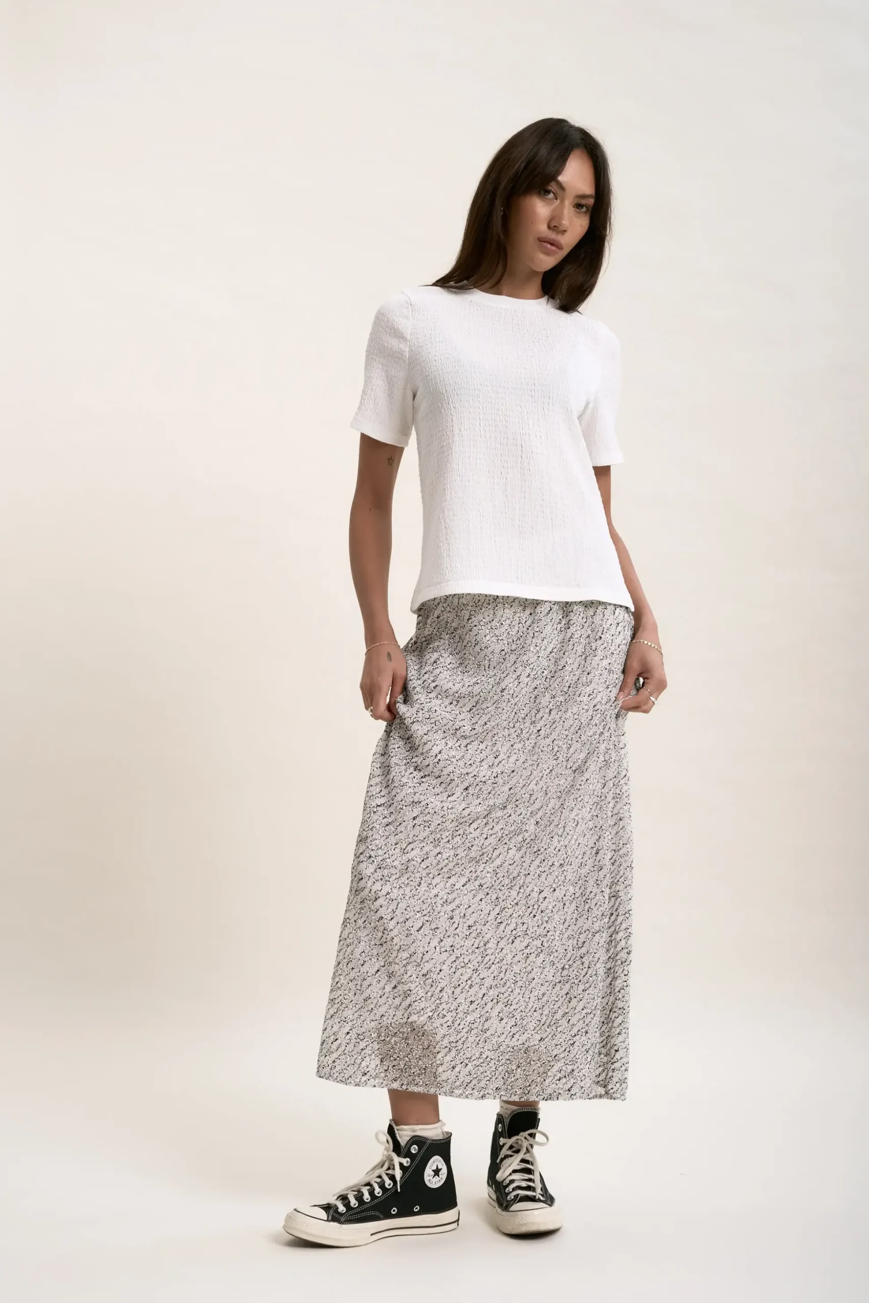 The Lace Skirt