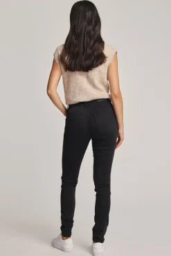 The Mid Rise Skinny Jean