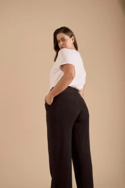The Ultimate Wide Leg Pant